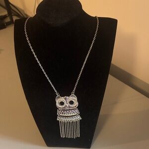 Adorable owl chain necklace, lightweight silver